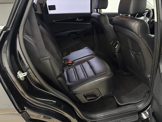 Kia Sorento, 2018 года, пробег 129593 км