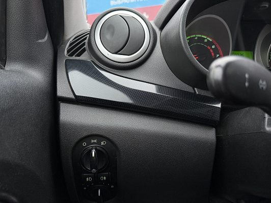 Lada (ВАЗ) Kalina Luxe Navi Glonass 21947-52-21V, 2015 года, пробег 135000 км