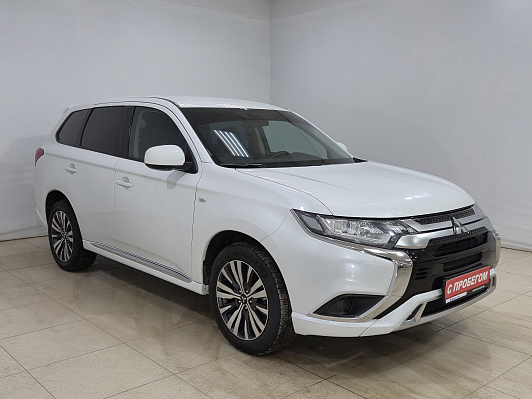 Mitsubishi Outlander, 2022 года, пробег 34305 км