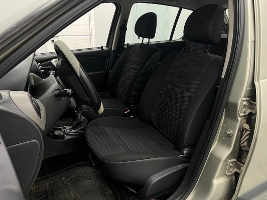 Renault Sandero Expression, 2011 года, пробег 137000 км