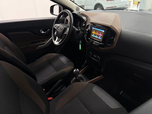 Lada (ВАЗ) XRAY Comfort, 2019 года, пробег 72619 км