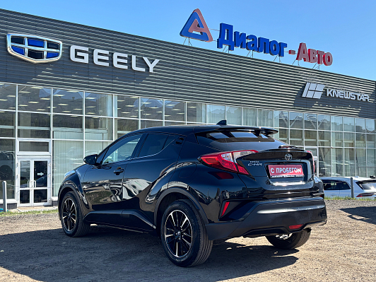 Toyota C-HR Hot, 2019 года, пробег 99543 км