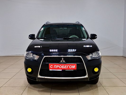 Mitsubishi Outlander Intense, 2010 года, пробег 346656 км