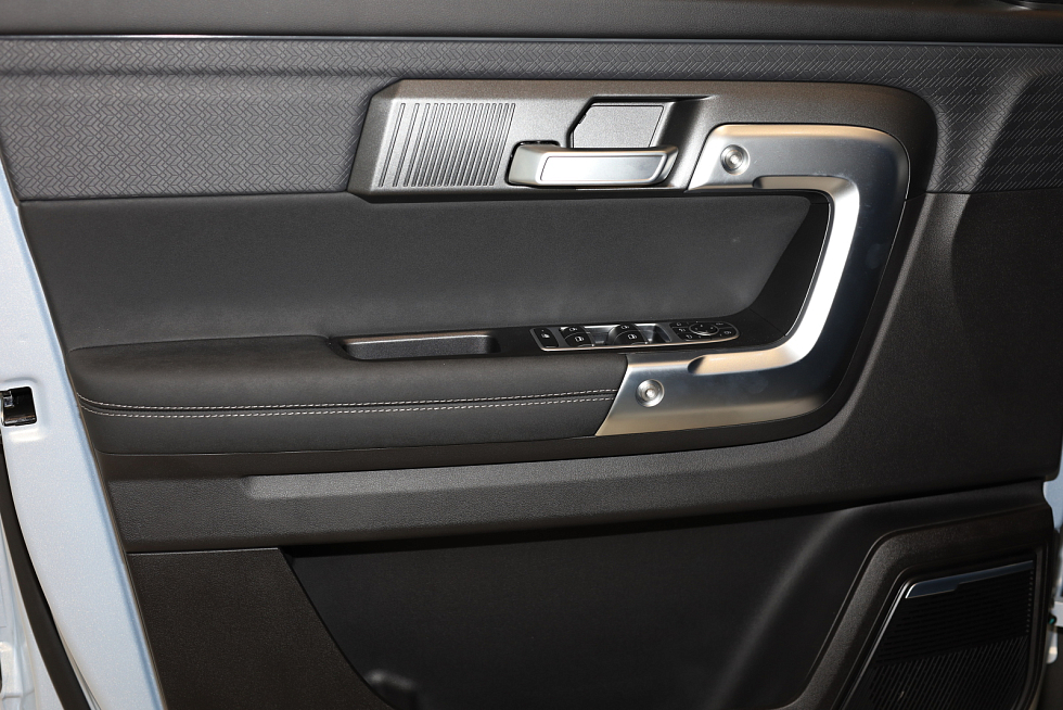 Jaecoo J7 Ultimate, серебряный