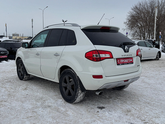 Renault Koleos Dynamique Confort 4x4, 2011 года, пробег 195248 км