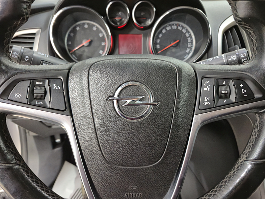 Opel Astra Cosmo, 2011 года, пробег 180923 км