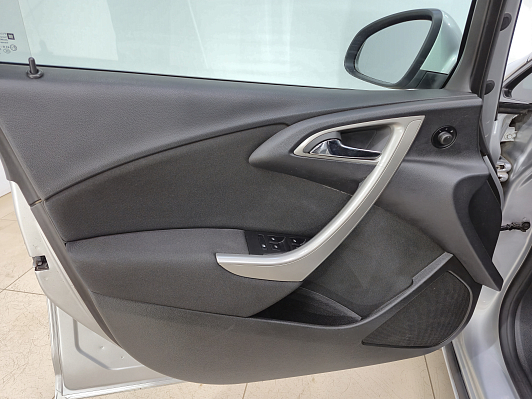 Opel Astra Cosmo, 2011 года, пробег 180923 км