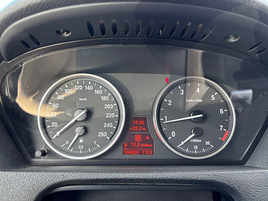 BMW X5, 2012 года, пробег 304209 км