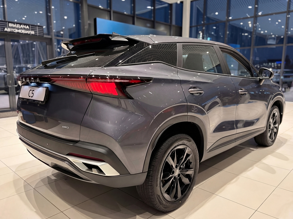 Omoda C5 Актив, серый