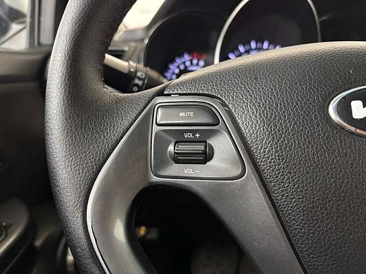 Kia Rio Luxe, 2015 года, пробег 244279 км