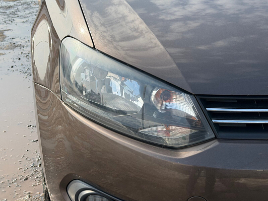 Volkswagen Polo Comfortline, 2015 года, пробег 174234 км