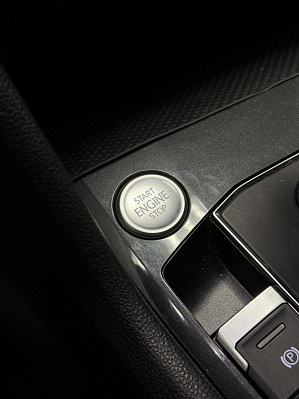 Volkswagen Tiguan All Inclusive, 2018 года, пробег 103000 км