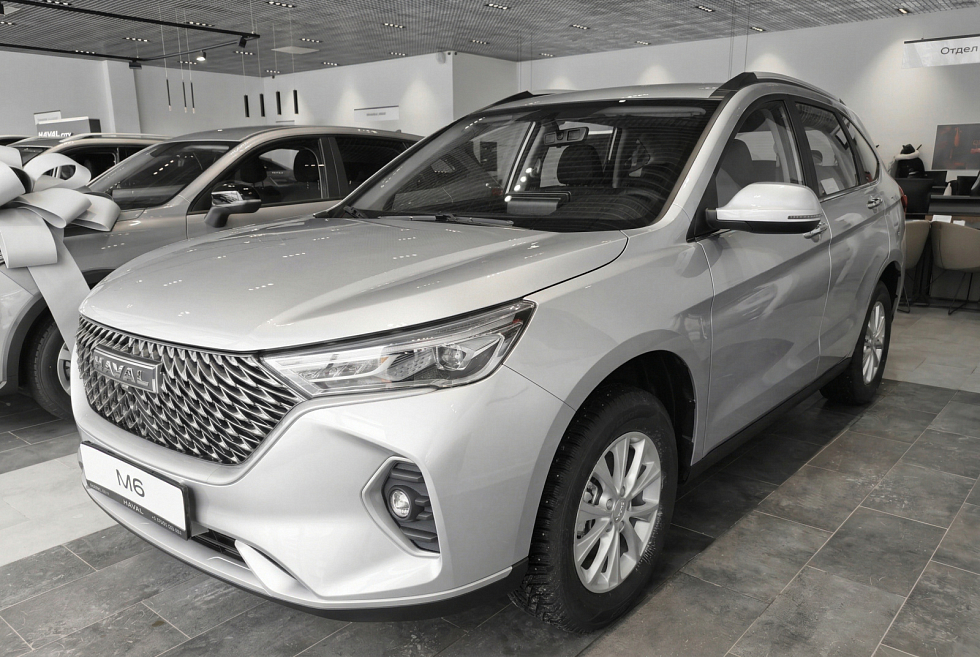 Haval M6 Оптимум, серебряный
