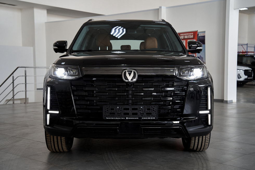 Changan CS95 DLX, черный