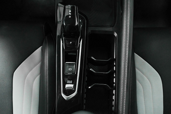 Geely Coolray Champion edition (Binyue Cool), 2023 года, пробег 11768 км