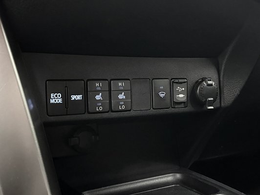 Toyota RAV4, 2013 года, пробег 194101 км
