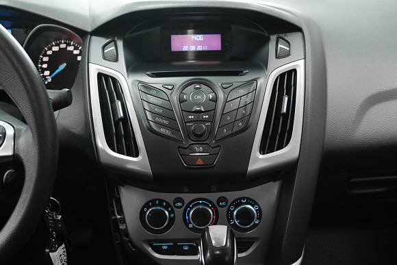 Ford Focus SYNC Edition, 2011 года, пробег 170000 км
