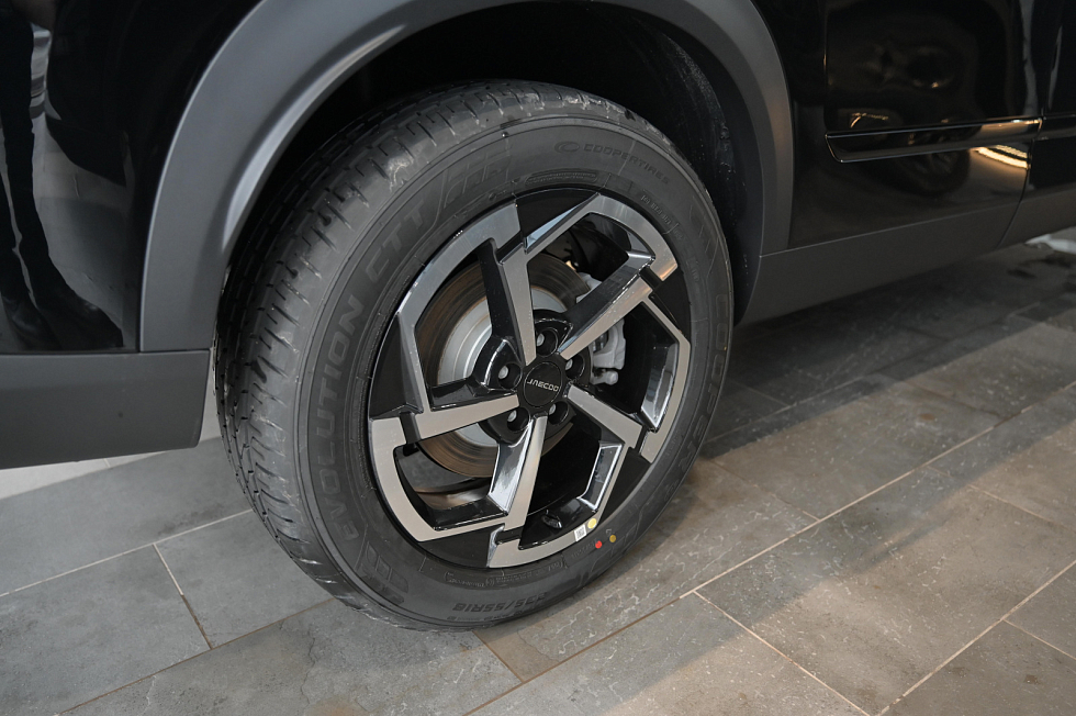 Jaecoo J7 Комфорт, черный