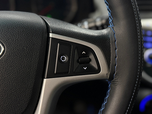 Hyundai Solaris Active, 2012 года, пробег 132726 км