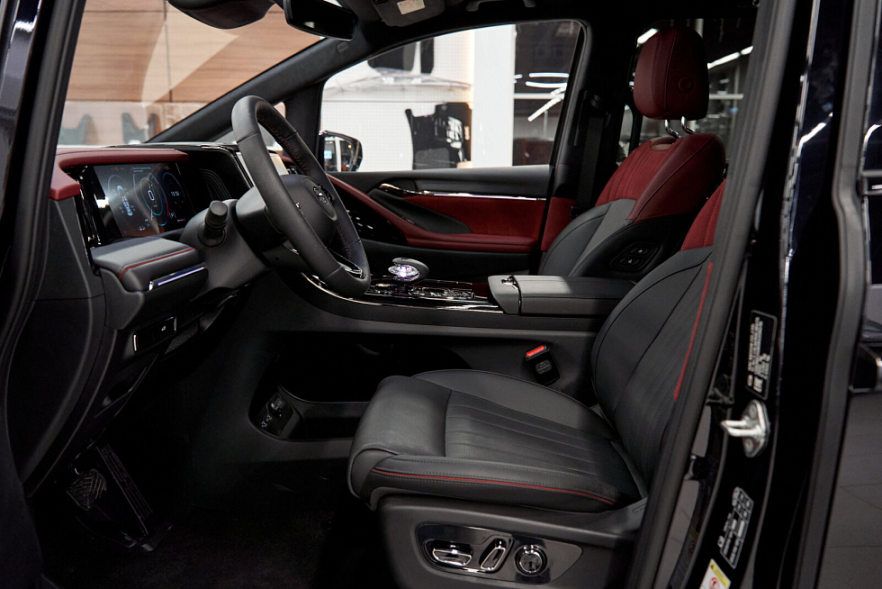 GAC M8 GX Premium, черный