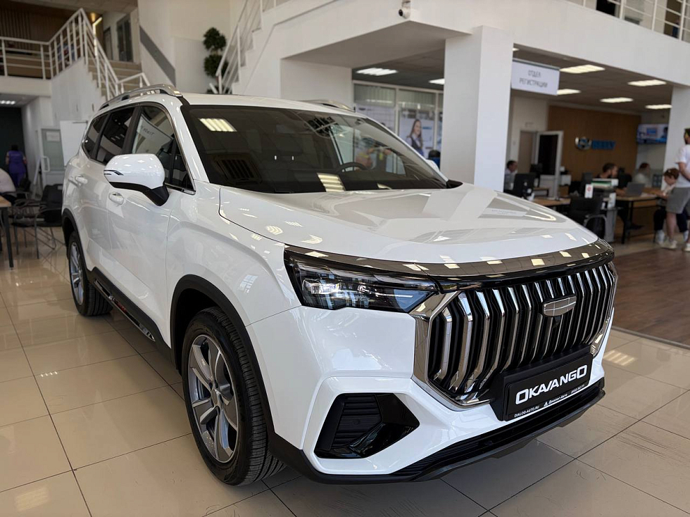 Geely Okavango Флагман, белый