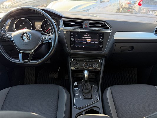 Volkswagen Tiguan Highline, 2020 года, пробег 65300 км