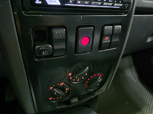 Renault Logan Authentique, 2006 года, пробег 318537 км