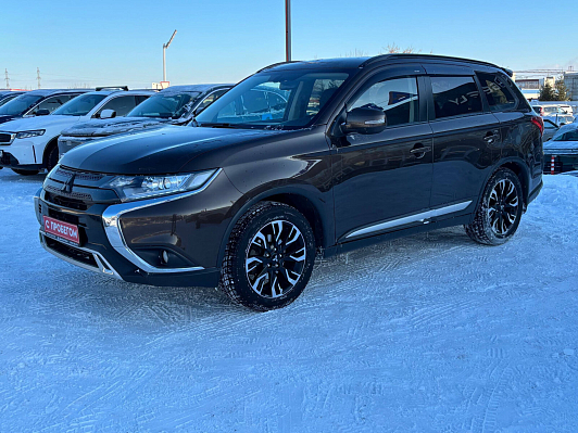 Mitsubishi Outlander, 2021 года, пробег 146239 км