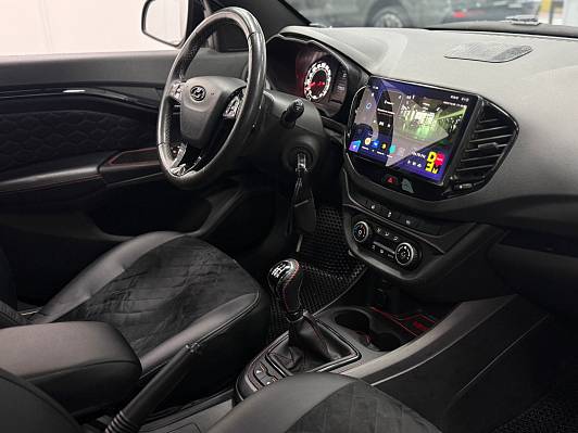 Lada (ВАЗ) Vesta Exclusive, 2019 года, пробег 119000 км