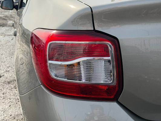 Renault Logan Drive, 2019 года, пробег 205600 км