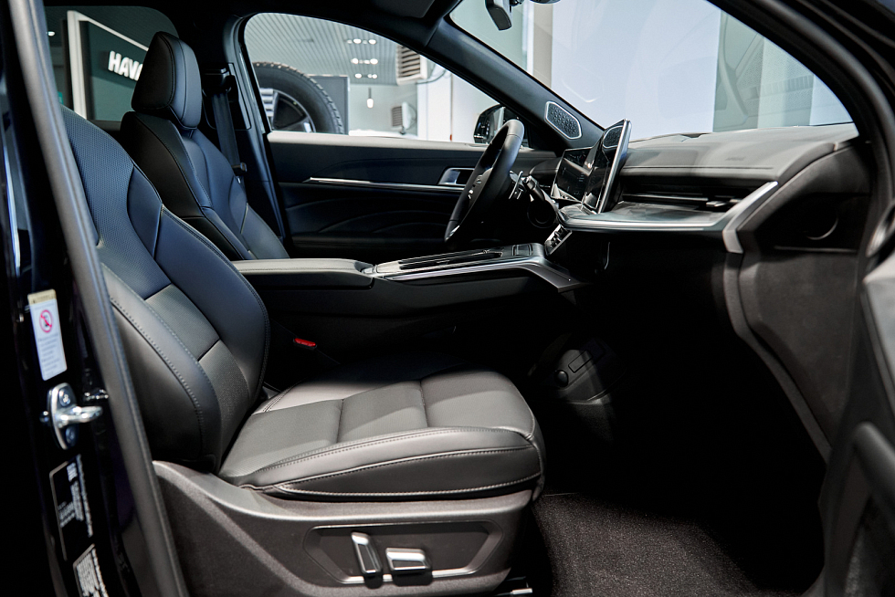 Haval F7x Premium, черный
