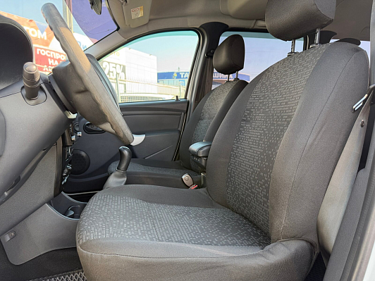 Lada (ВАЗ) Largus Comfort (5 мест), 2020 года, пробег 81400 км