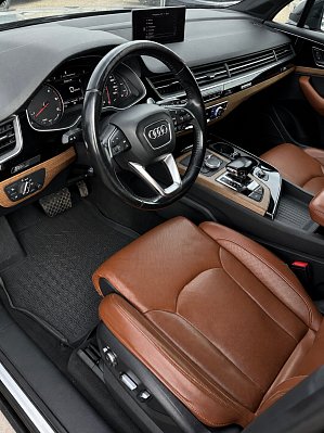 Audi Q7 Business, 2017 года, пробег 292164 км