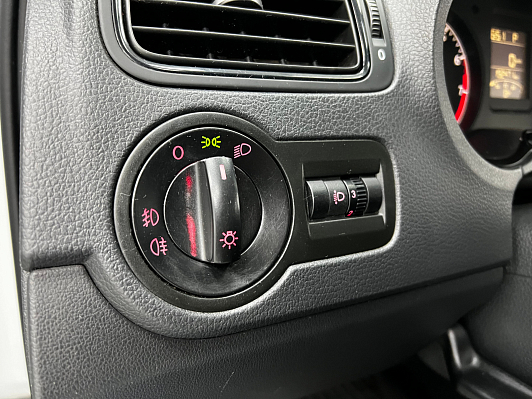 Volkswagen Polo Highline 15-18, 2015 года, пробег 192379 км