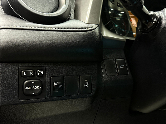 Toyota RAV4, 2016 года, пробег 150034 км
