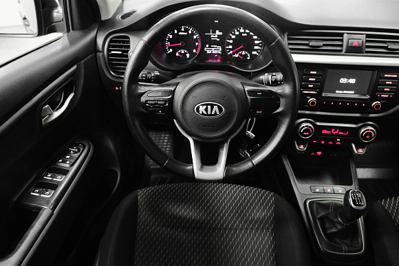 Kia Rio, 2018 года, пробег 130000 км