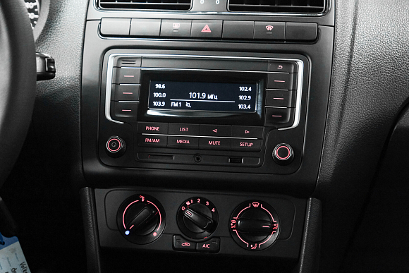 Volkswagen Polo Trendline, 2019 года, пробег 112336 км