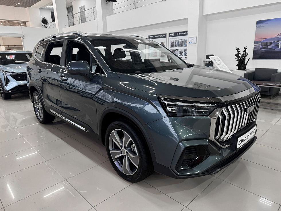 Geely Okavango Флагман, серый