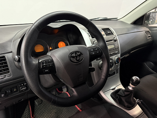 Toyota Corolla, 2011 года, пробег 225300 км
