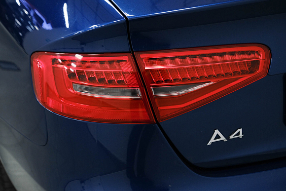Audi A4 Comfort, 2015 года, пробег 205500 км