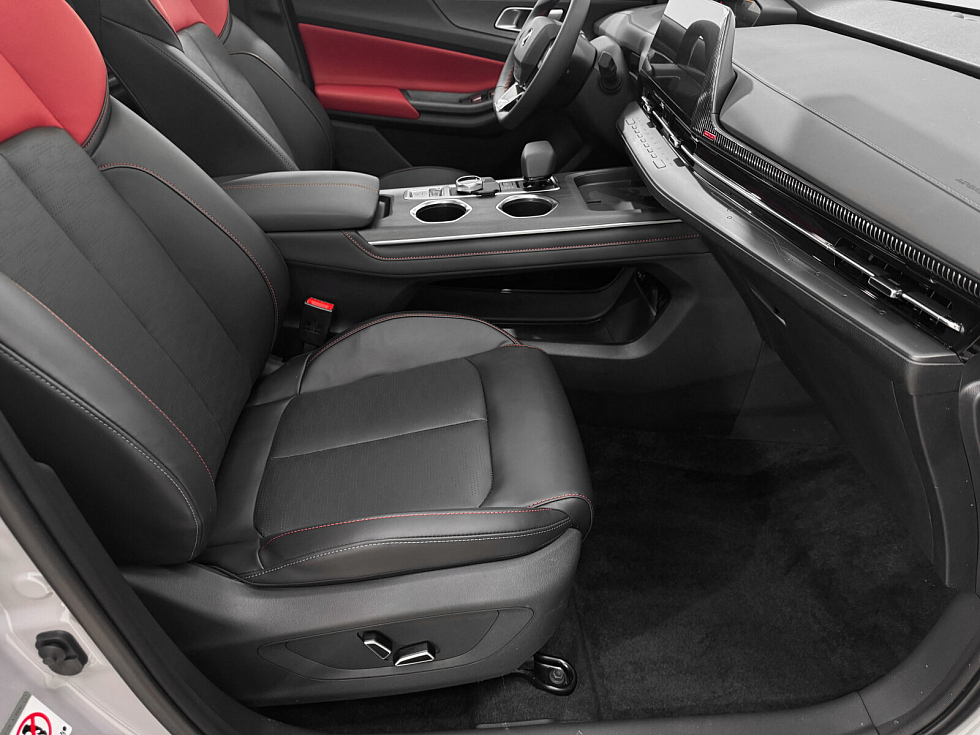 Changan UNI-S (CS55 Plus) Tech, серебряный