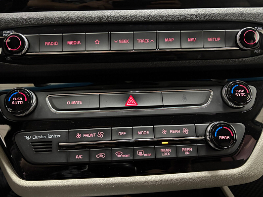 Kia Carnival, 2018 года, пробег 163738 км