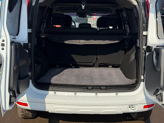 Lada (ВАЗ) Largus Comfort (5 мест), 2020 года, пробег 81400 км