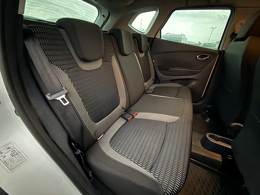 Renault Kaptur Extreme, 2017 года, пробег 102200 км