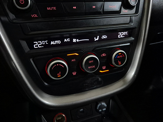 FAW Besturn X80 Luxury, 2018 года, пробег 166236 км