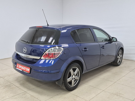Opel Astra, 2011 года, пробег 278225 км