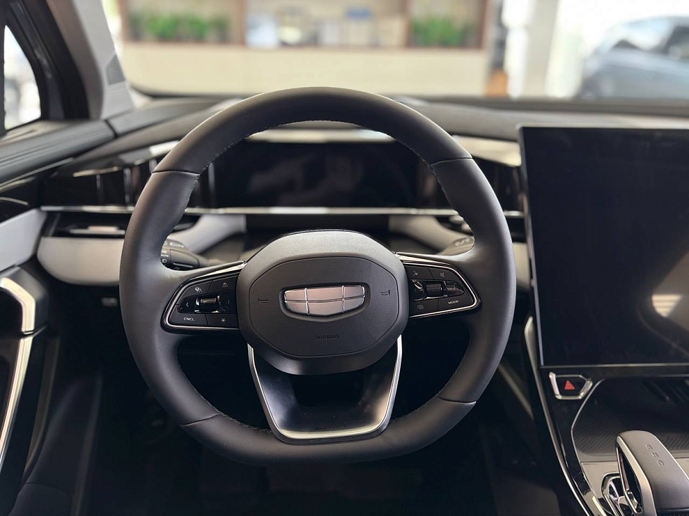 Geely Atlas Flagship Sport, серый