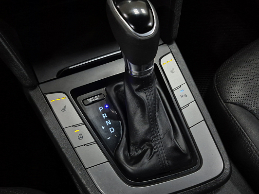 Hyundai Elantra Comfort + Style + High-Tech, 2016 года, пробег 192501 км