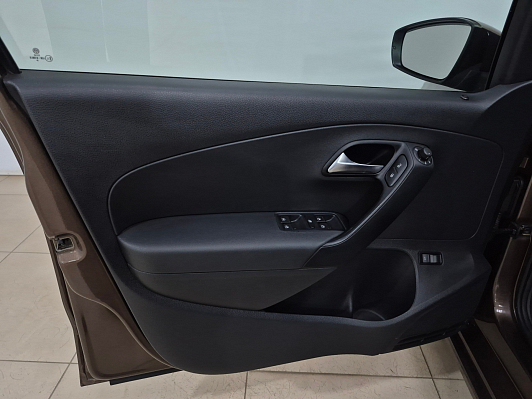 Volkswagen Polo CONNECT, 2020 года, пробег 121533 км