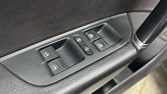 Volkswagen Touareg Business, 2014 года, пробег 192000 км